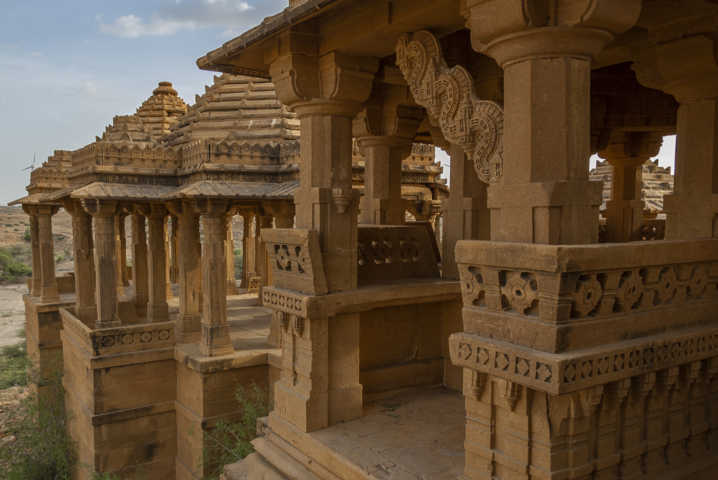 70 - India - Jaisalmer - cenotafios de Bada Bagh
